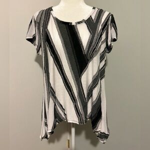 Simply Vera Vera Wang ,Women’s Wrinkle Resistant,Short Sleeve,Black & White, M